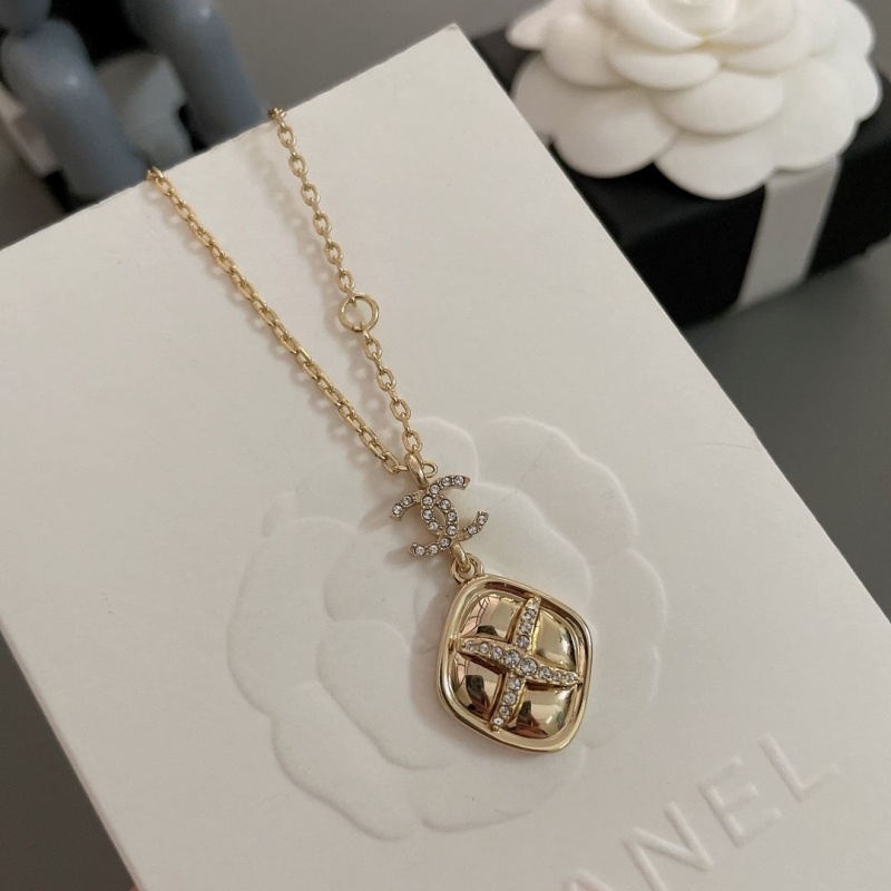 Chanel Necklaces